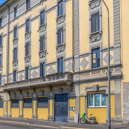 Bold Corner - Authentic District Close To Center Appartement