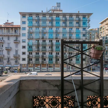 Appartement Historic Close To The Station Milaan
