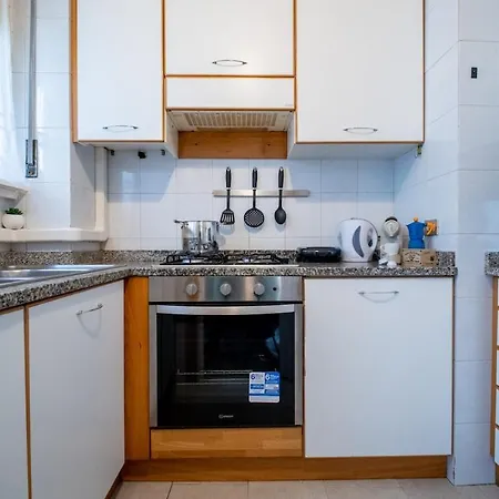 Duomo 10 Minutes Away Spacious 5 Pax Balcony Wifi Ac Milano