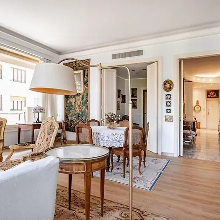 Apartament 800 M Duomo - Vintage E Spazioso *