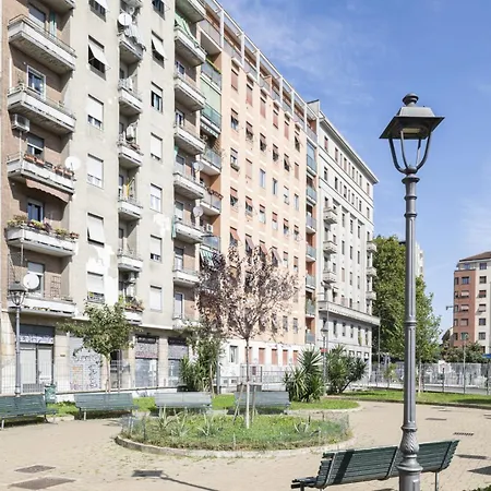 Easylife - - Sammartini 35 - * Milaan