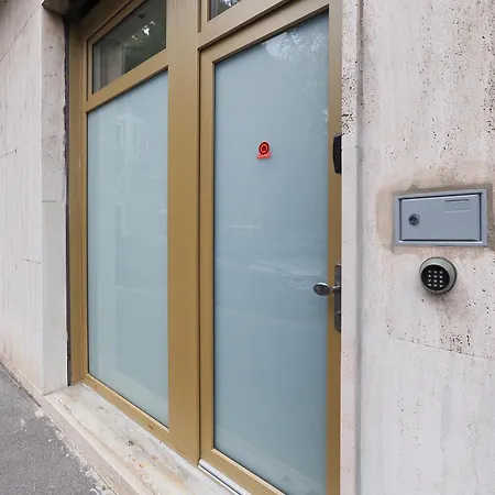 Primopiano - Imperatore Tito Milánó