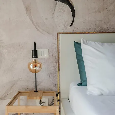 The Macchi - アパート *