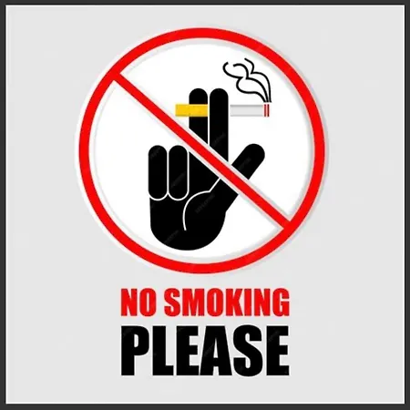 Mylo's -15 Minutes From The Duomo, Ieo, Prada