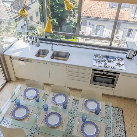 Penthouse With Terraces, Jacuzzi & Garage 公寓