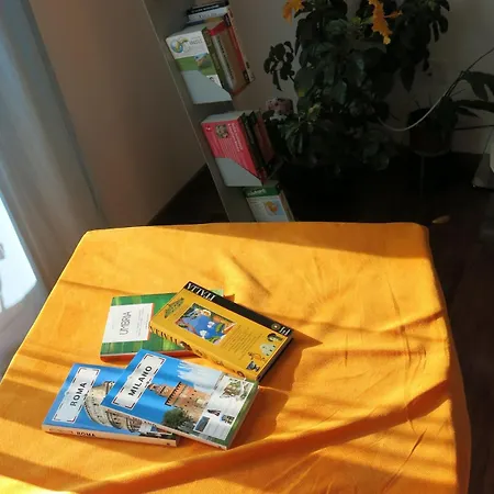 Bright And Lovely Private In