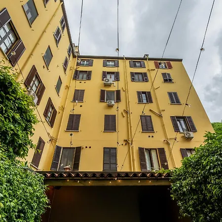Loft With Private Garden At Navigli