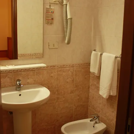 Hotell Piccolo Milano