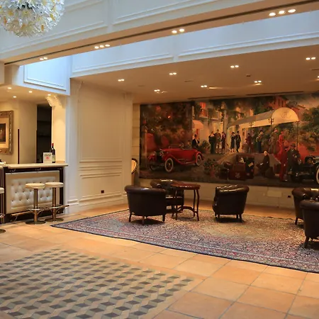 米兰皮埃尔酒店 5*