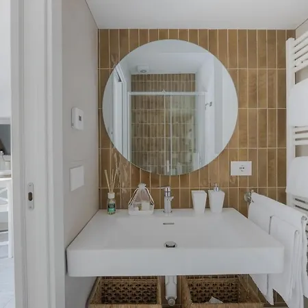 D'annunzio In The Heart Of Navigli * Milán