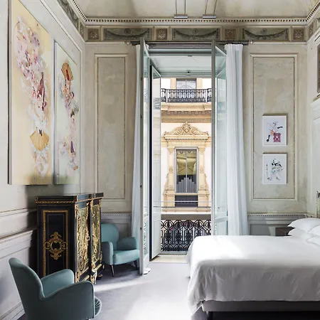 Hotel Galleria Vik - Townhouse Galleria - Small Luxury Of The World