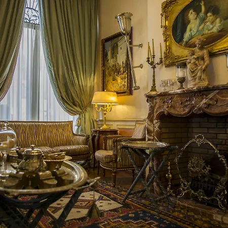 Hotel Petit Palais De Charme 4*