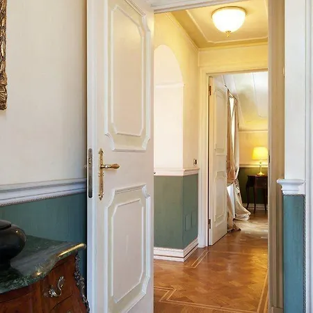 Petit Palais De Charme Hotel Milan