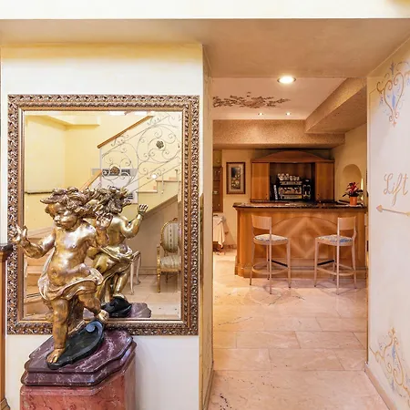 Boutique Dieci Hotel 4*