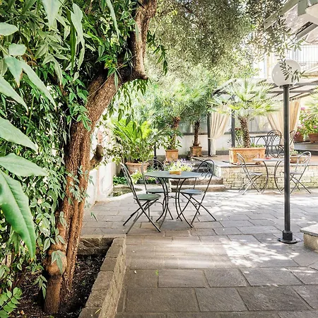 Hotel Boutique Dieci 4*