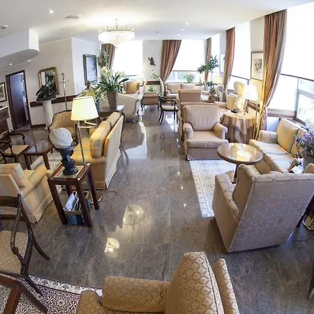 Bristol Ξενοδοχείο 4*