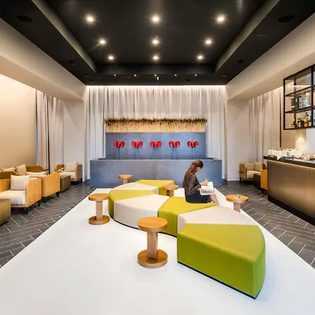 Glam Отель Милан