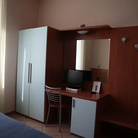 Salerno Hotel Mediolan