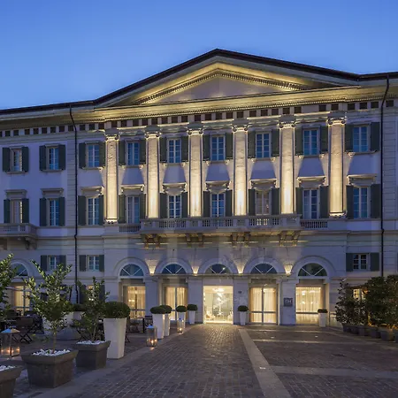 Avani Palazzo Moscova 4* 밀라노