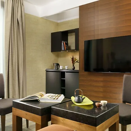 Milan Suite Hotel 4*