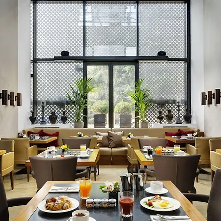 Milan Suite Hotel 4* מילאנו