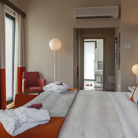 Ramada Plaza By Wyndham Hotel