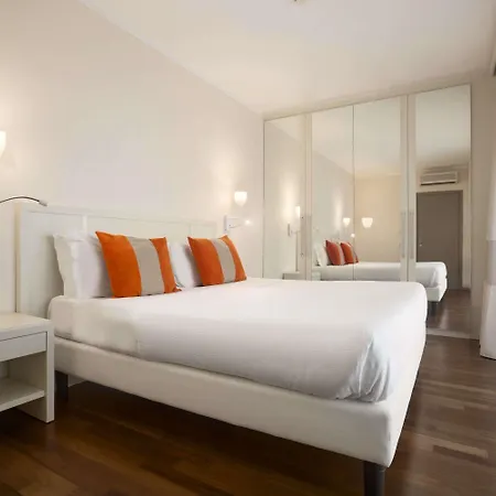 Ramada Plaza By Wyndham Hotel Milaan