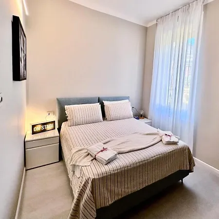 In Certosa, Milan, Near The Center Apartament *