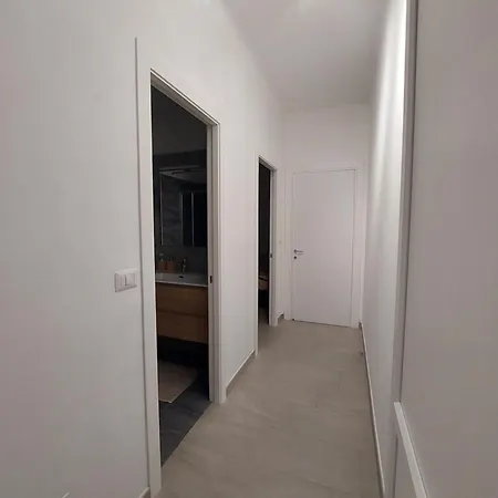 Kitty House Apartment