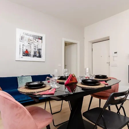 Vivimihome Modern Flat Bosco Verticale 아파트