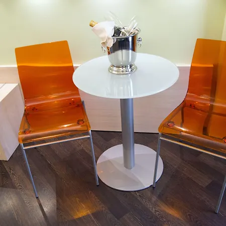 Acca Palace - Aa Milaan