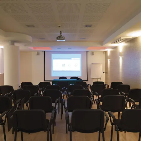 Acca Palace - Aa Hotel 4*