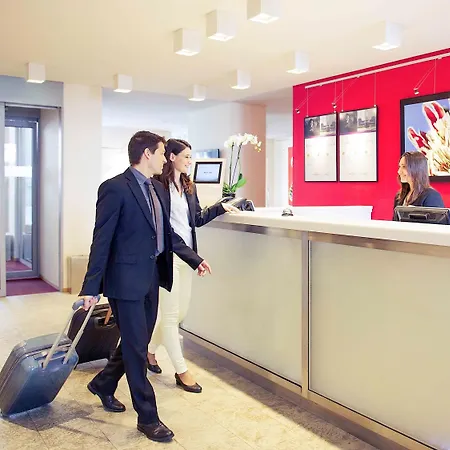 Mercure Solari Отель Милан