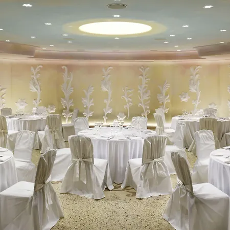 Otel Chateau Monfort - Relais & Chateaux