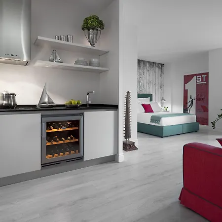 Aethos Hotel Milan Hotel