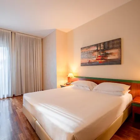 Hotel Raffaello 4*