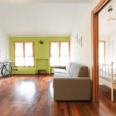 Corso San Gottardo - Darsena Flat * Milano