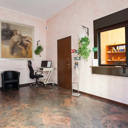 Aparthotel Lepontina Milán