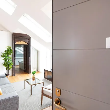 Easylife - - Maroncelli 5 - Porta Garibaldi Milano