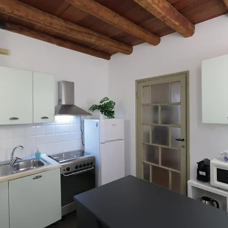 Urban House - Elegant Brera Center Apartmán *