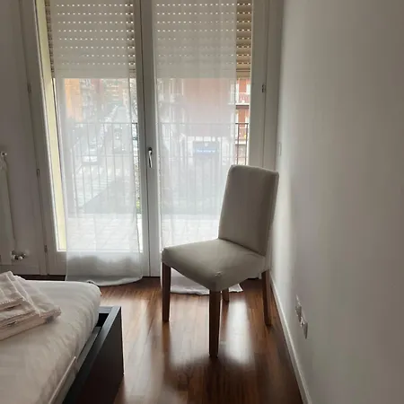 Apartamento Luminoso Trilocale Affori Centro