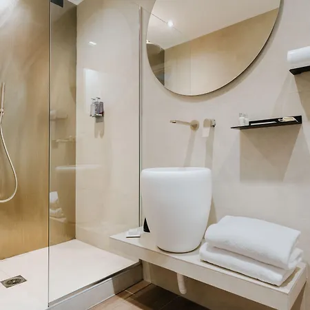 蒙特拿破仑大道套房酒店 4* 米兰