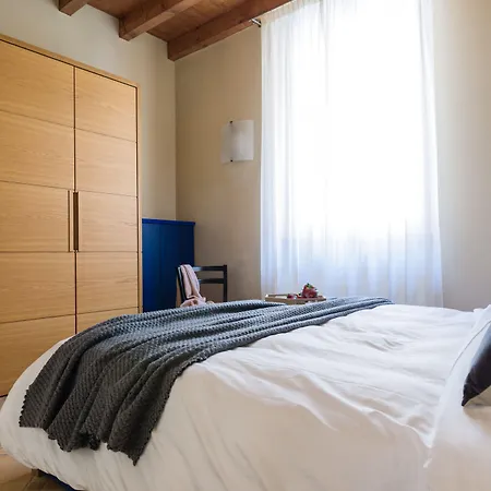 Ascanio Sforza - & Hotel apartamentowy Mediolan