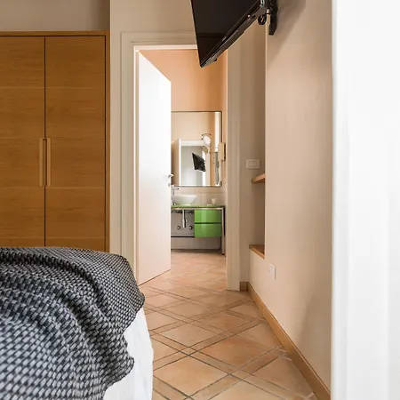 Hotel apartamentowy Ascanio Sforza - & Mediolan