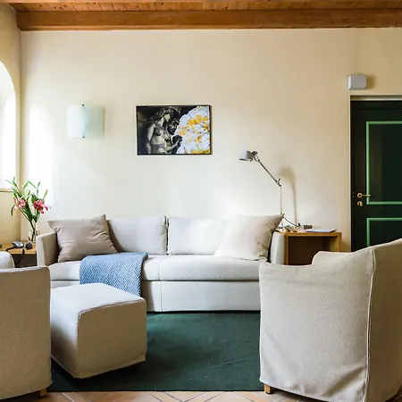 Hotel apartamentowy Ascanio Sforza - & 4*