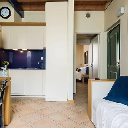 Hotel apartamentowy Ascanio Sforza - & Mediolan