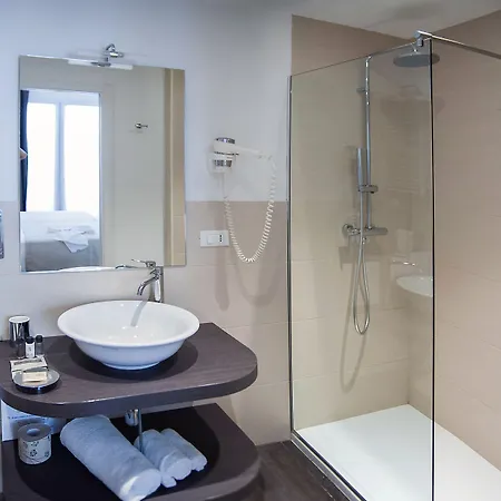 & Urban Padel Lejlighedshotel 4*