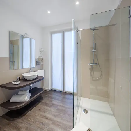 & Urban Padel Lejlighedshotel 4*