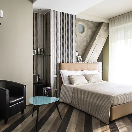 Serendipity 4* Milan