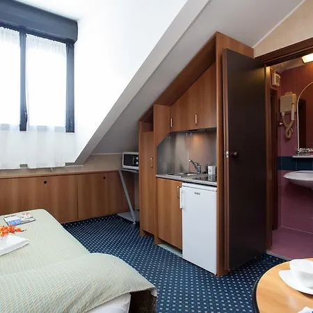 Lepontina Aparthotel Milán